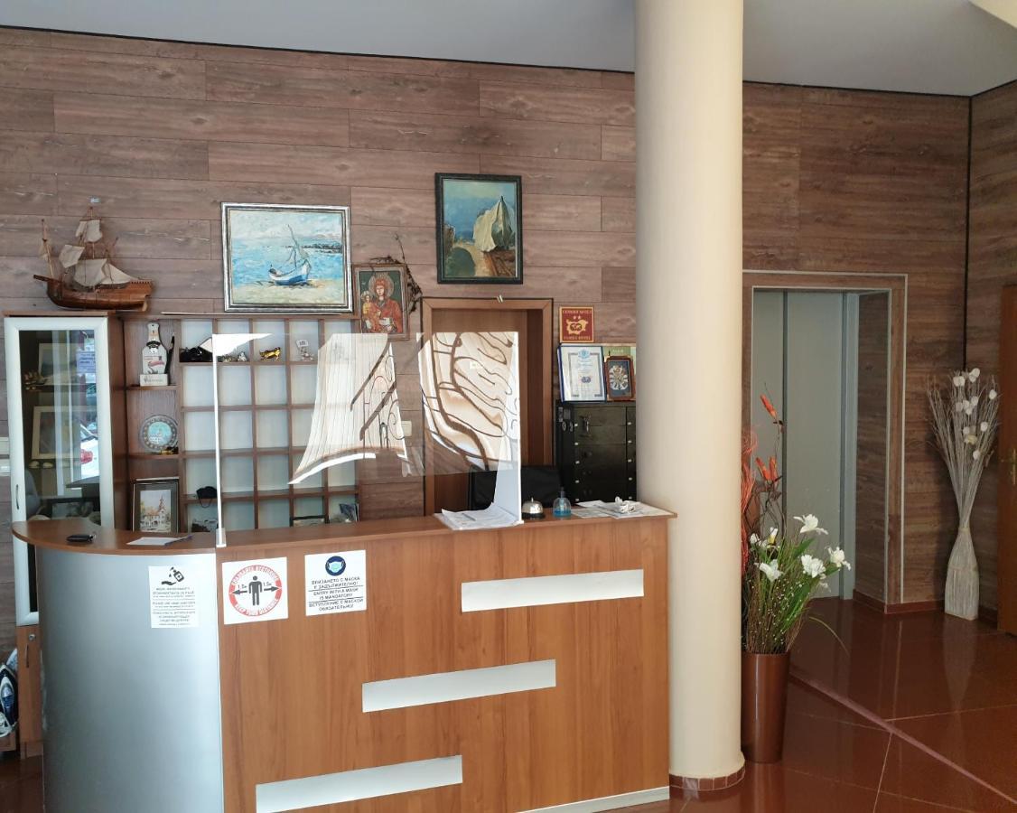 Family Hotel Diana Pomorie Extérieur photo