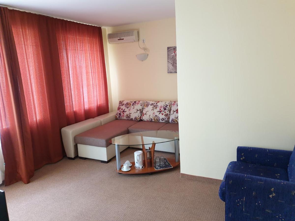 Family Hotel Diana Pomorie Extérieur photo