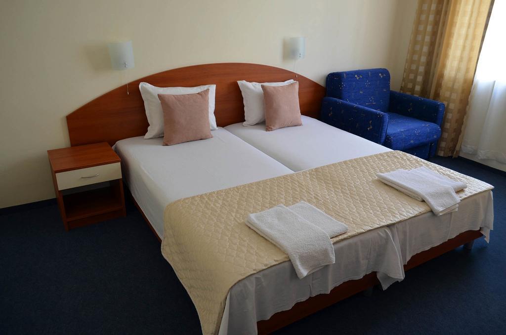 Family Hotel Diana Pomorie Extérieur photo