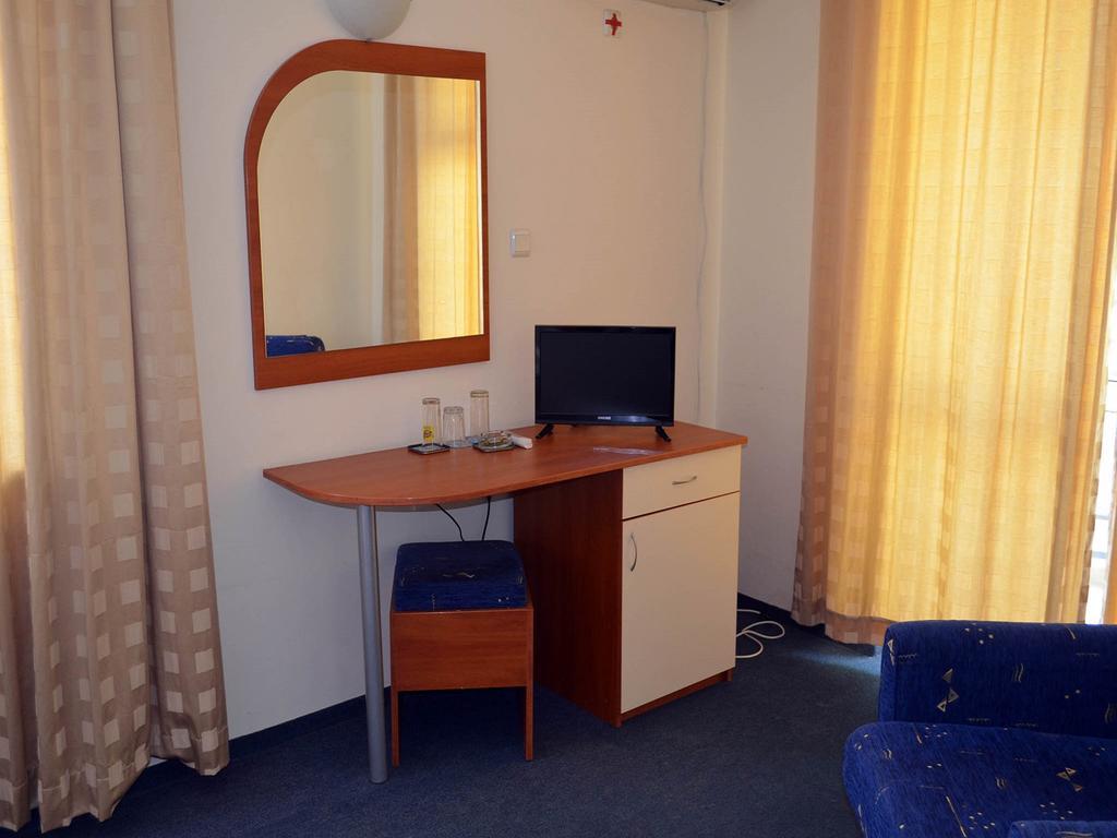 Family Hotel Diana Pomorie Extérieur photo